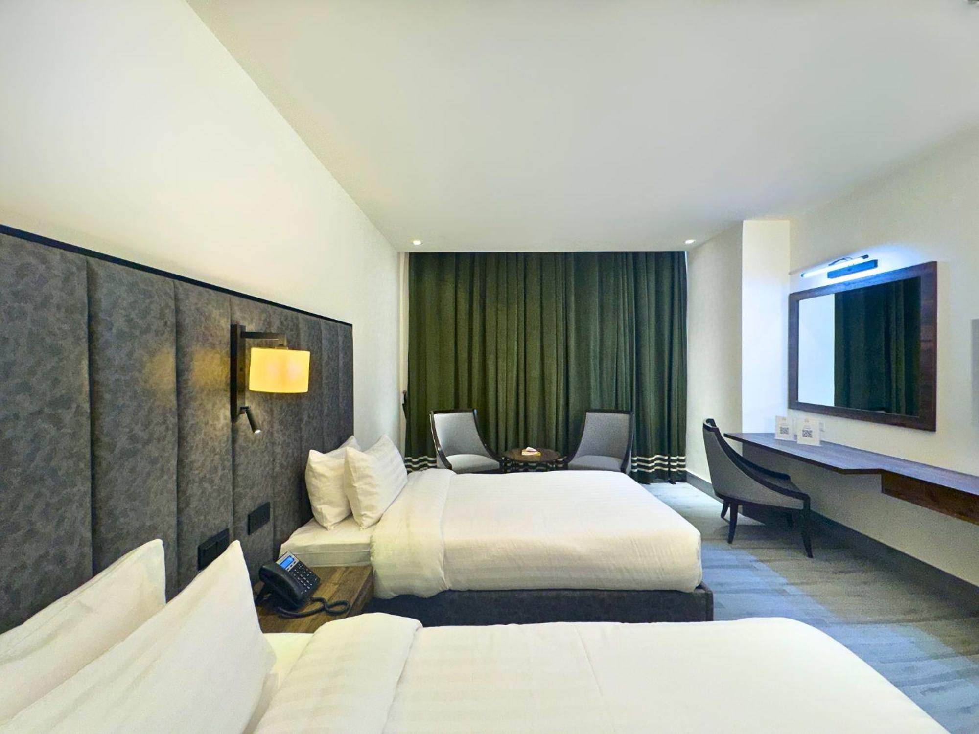 Hotel One Vogue Mall 35 Rawalpindi Eksteriør billede